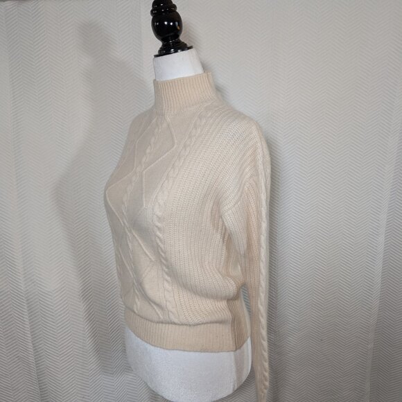 Cynthia Rowley 100% 2 ply cashmere sweater cream cable knit quiet luxury Small - Picture 3 of 10